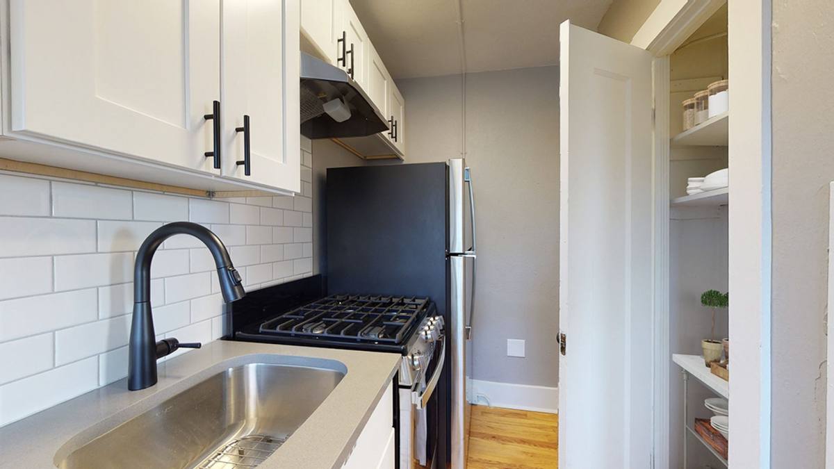 Apartment for rent at 900-910 E 12th Ave, Denver, CO 80218