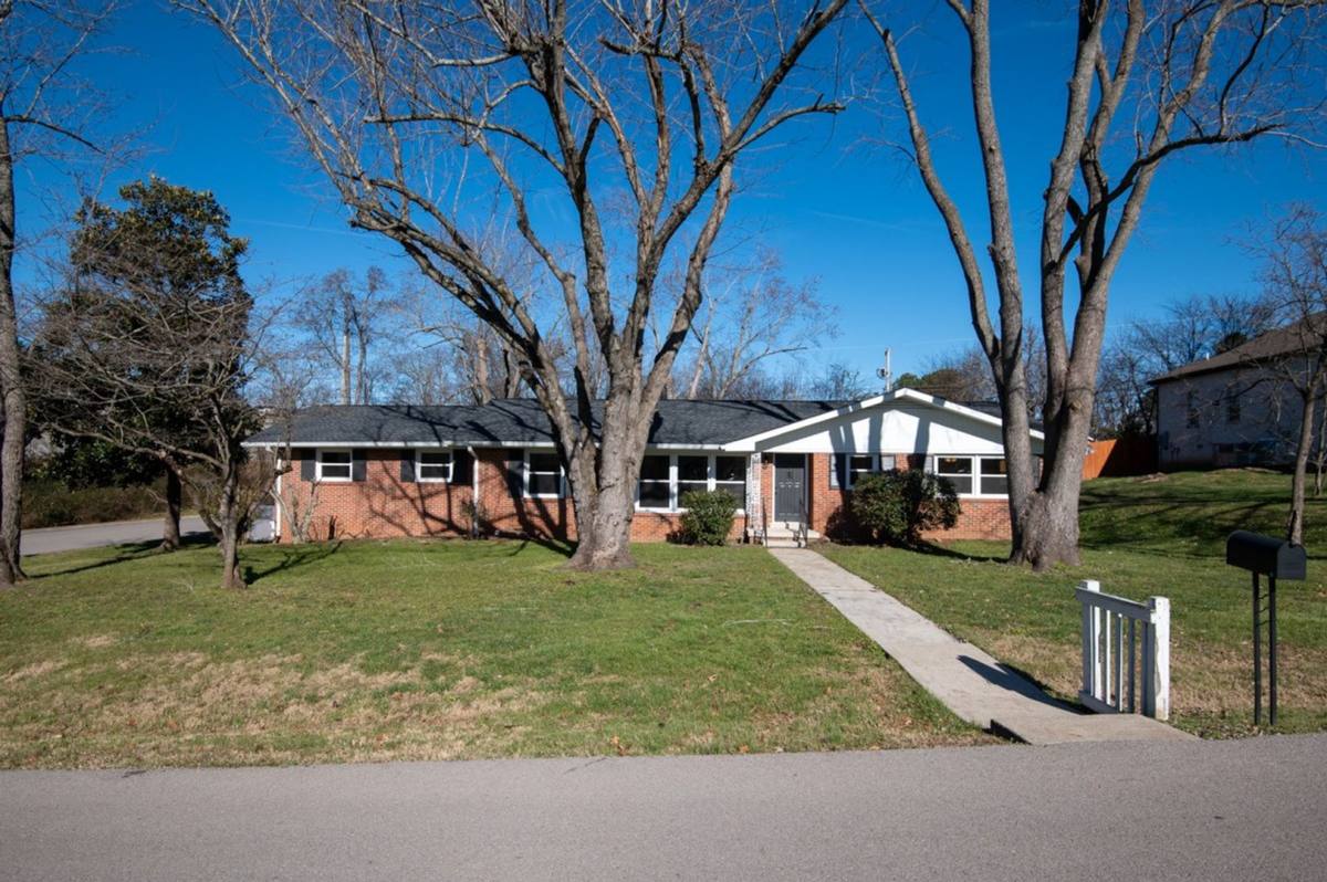 House for rent at 201 Porter Circle, Columbia, TN 38401