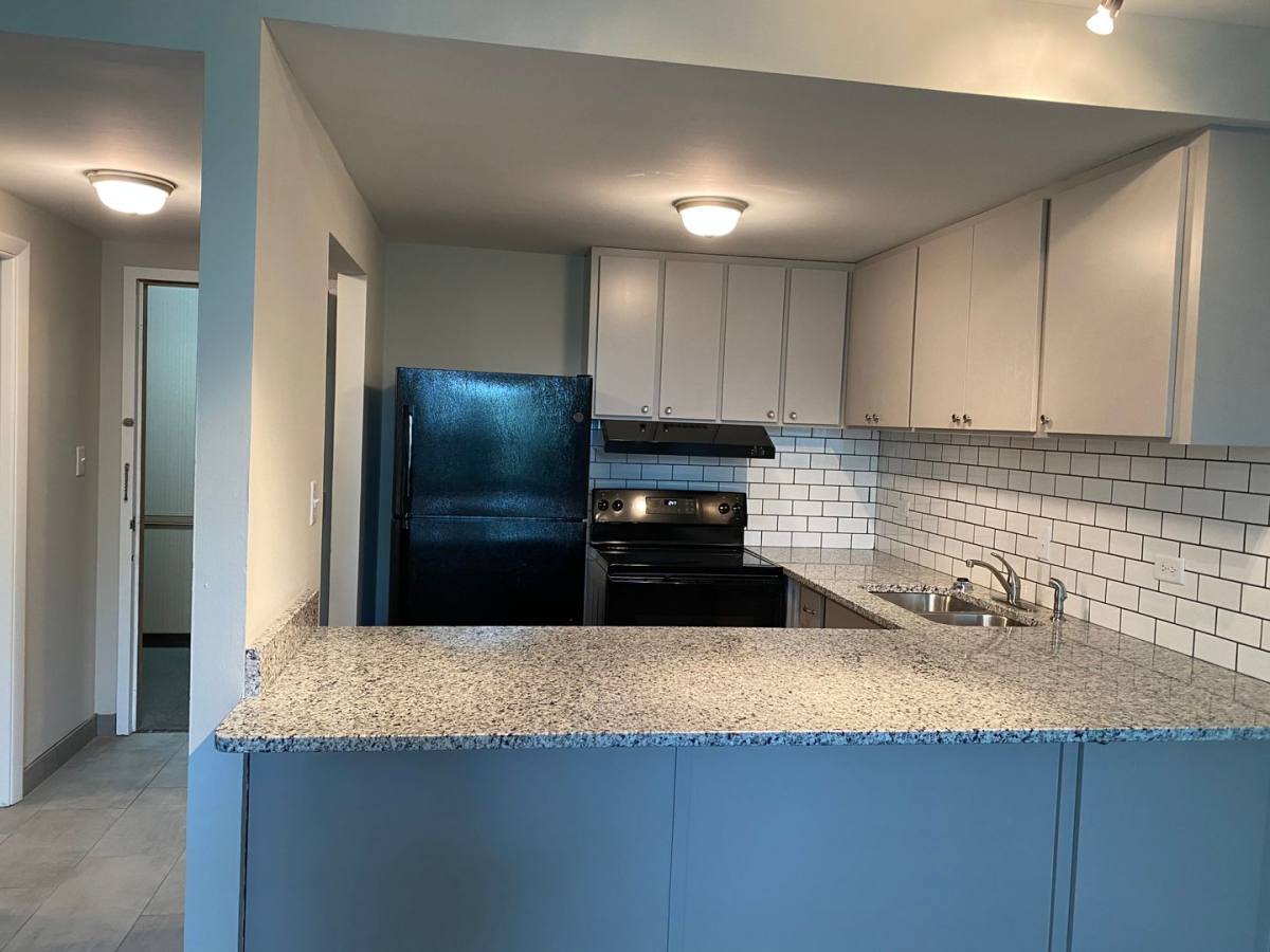 Apartment for rent at 1800 Senate St, Columbia, SC 29201