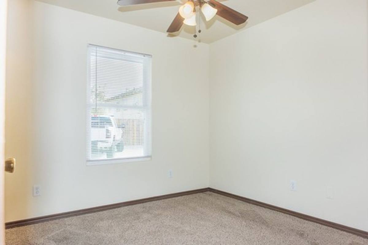 Apartment for rent at 1634 14th St, Corpus Christi, TX 78404