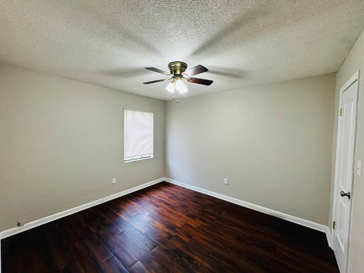 Apartment for rent at 821 E Cottonwood Rd #2, Dothan, AL 36301