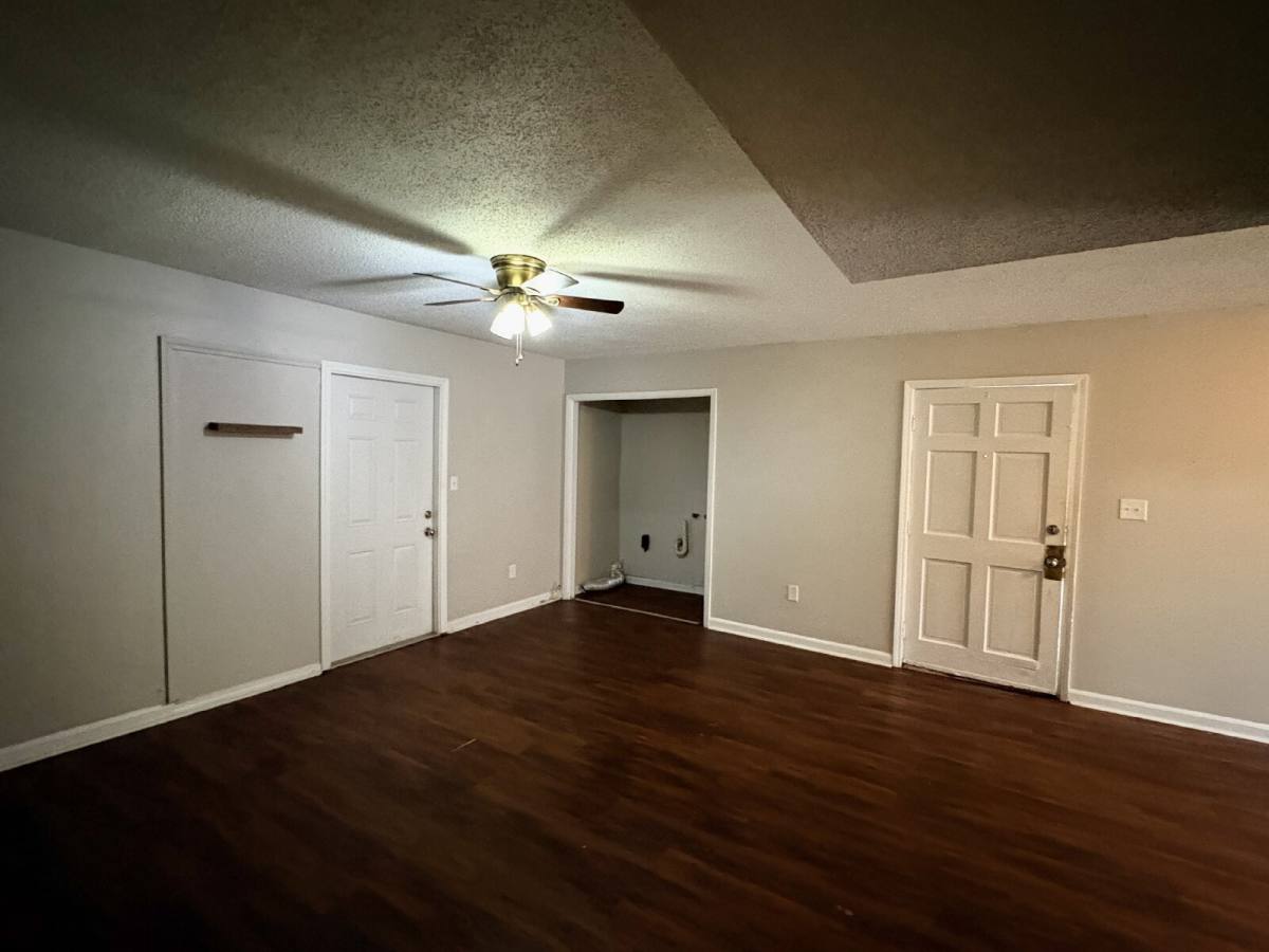Apartment for rent at 821 E Cottonwood Rd #2, Dothan, AL 36301