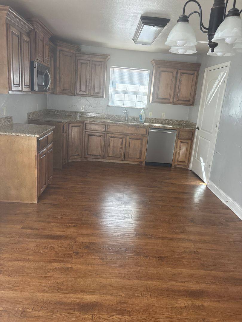 House for rent at 119 N Andrews Ave, Sherman, TX 75090