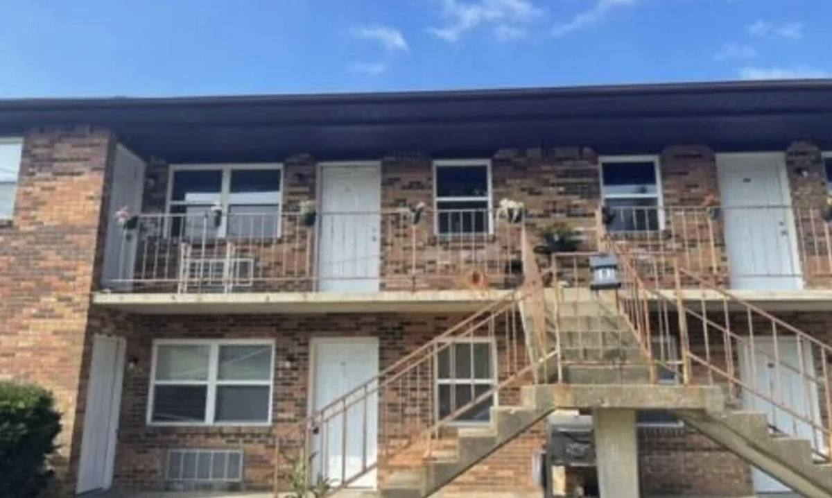 Apartment for rent at 437 Wood Creek Dr, Radcliff, KY 40160