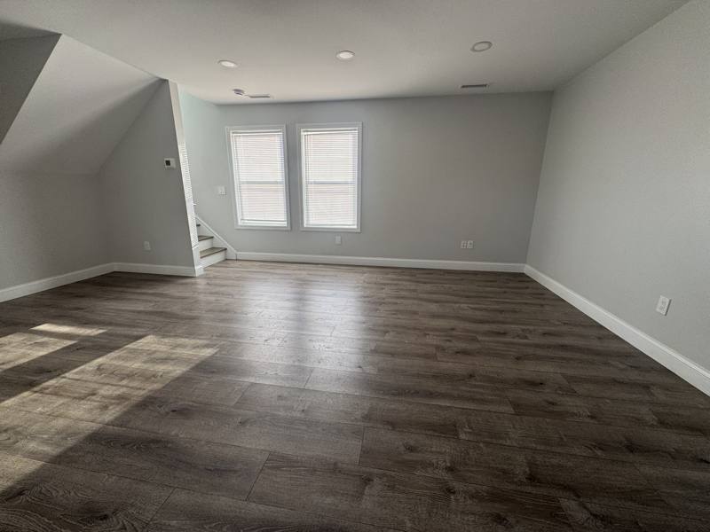 Townhouse for rent at 10 Bouton St, Norwalk, CT 06854