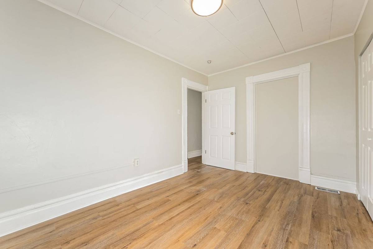 House for rent at 4 Kuhn St, Pittsburgh, PA 15211