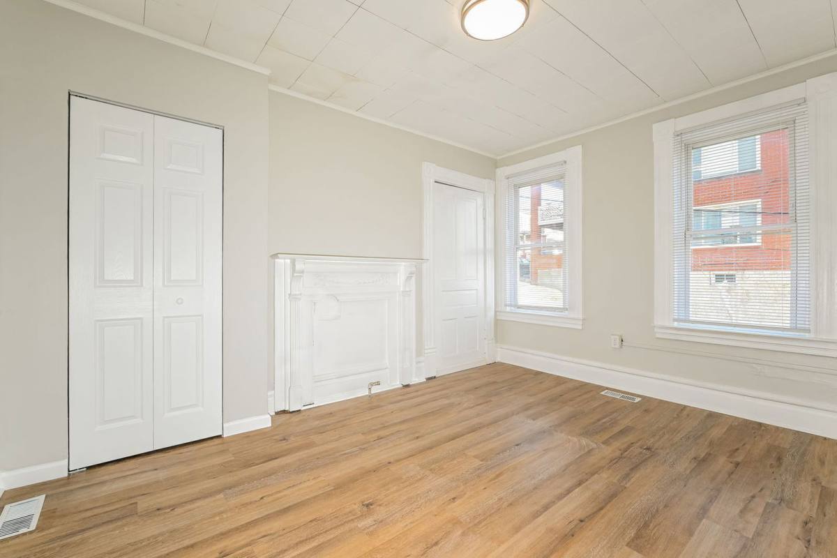 House for rent at 4 Kuhn St, Pittsburgh, PA 15211