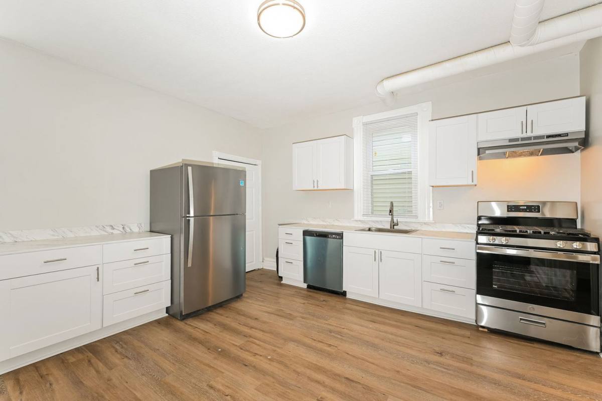 House for rent at 4 Kuhn St, Pittsburgh, PA 15211