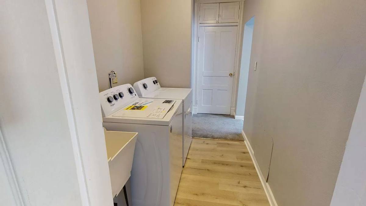Apartment for rent at 2824 Salisbury St #2, Pittsburgh, PA 15210