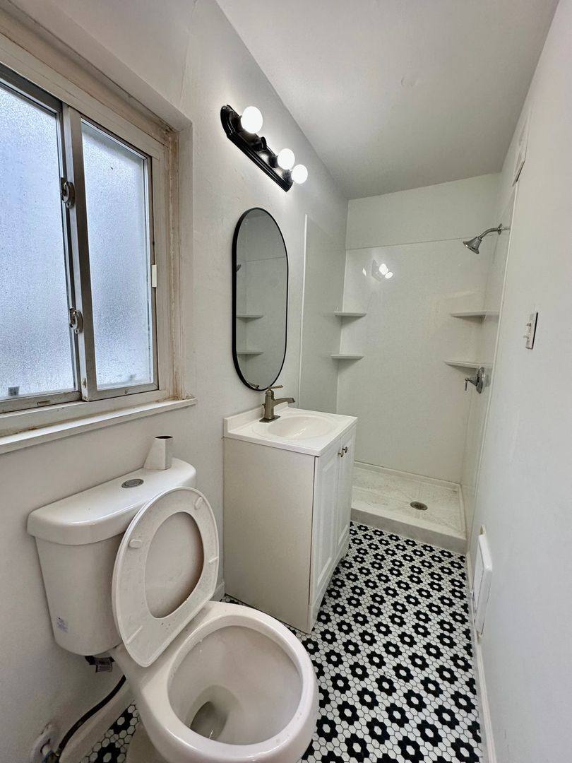 House for rent at 3016 Mary St, Pittsburgh, PA 15203
