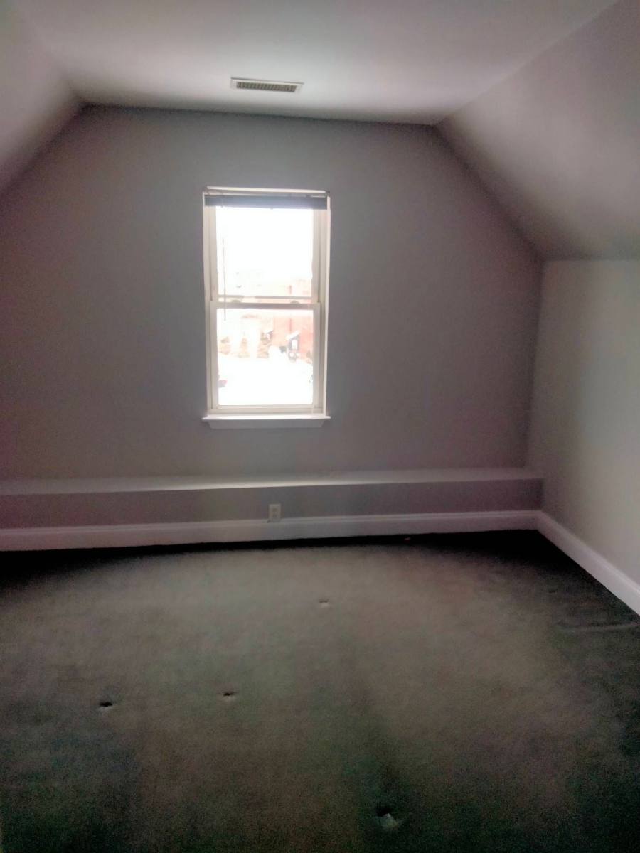 Apartment for rent at 21 Imlay St #3, Hartford, CT 06105