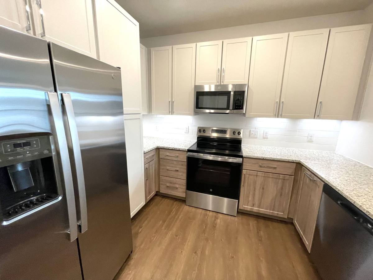 Apartment for rent at 2300 N Friendship Rd, Sherman, TX 75092