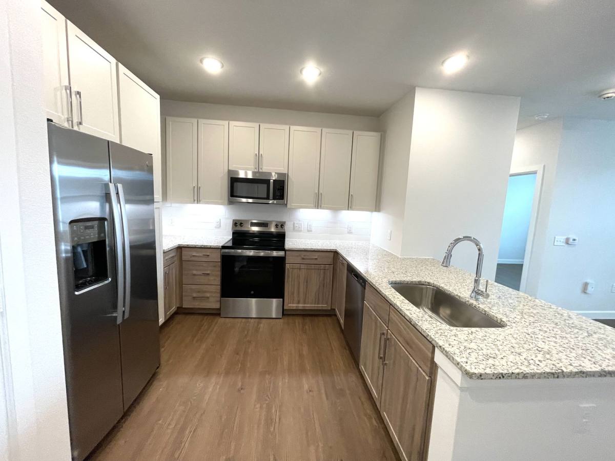 Apartment for rent at 2300 N Friendship Rd, Sherman, TX 75092