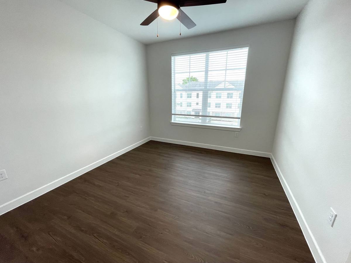 Apartment for rent at 2300 N Friendship Rd, Sherman, TX 75092