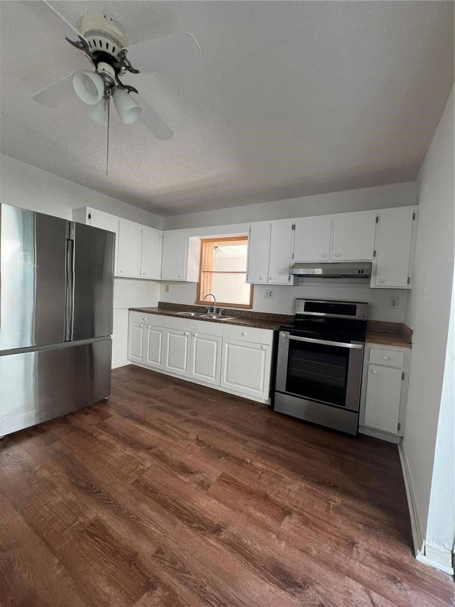 Townhouse for rent at 6834 SW 128th Place, Miami, FL 33183