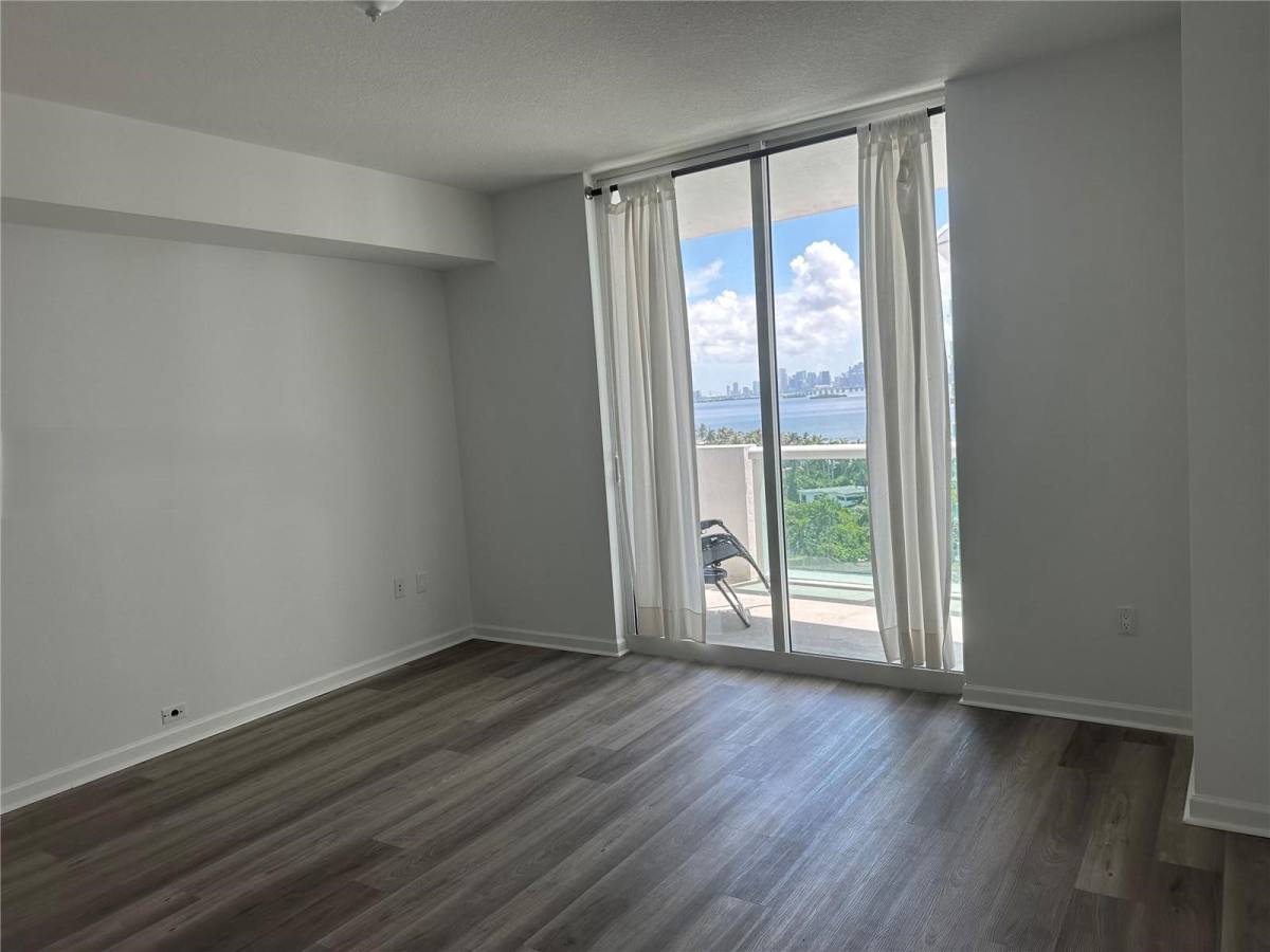 Apartment for rent at 7900 Harbor Island Dr #1404, Miami Beach, FL 33141