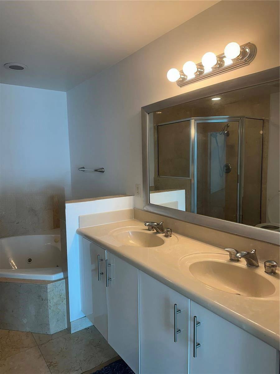 Apartment for rent at 7900 Harbor Island Dr #1404, Miami Beach, FL 33141
