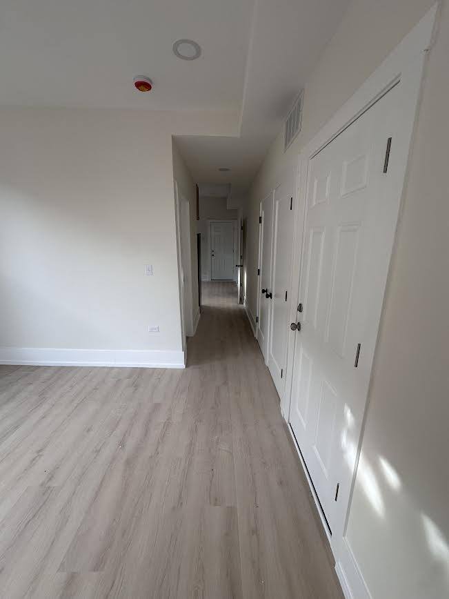 Apartment for rent at 944 N Damen Ave, Chicago, IL 60622