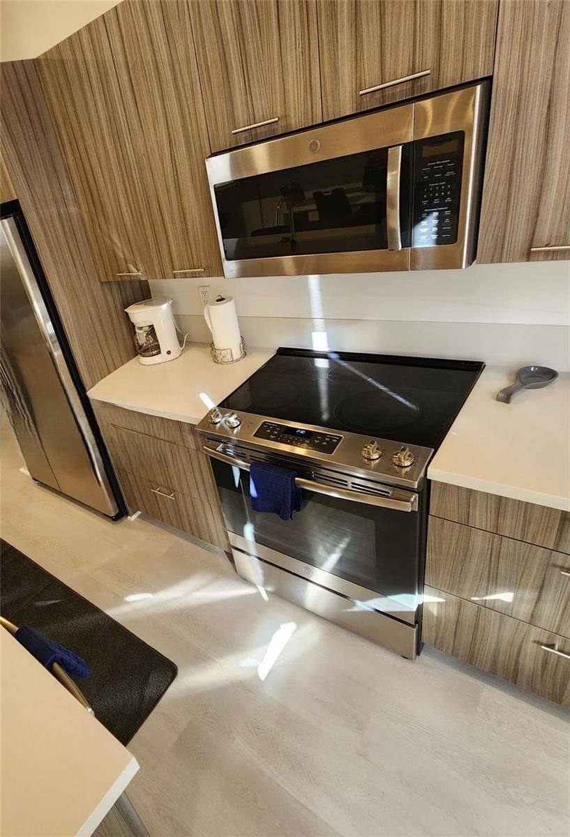 Townhouse for rent at 10407 NW 82nd St, Miami, FL 33178