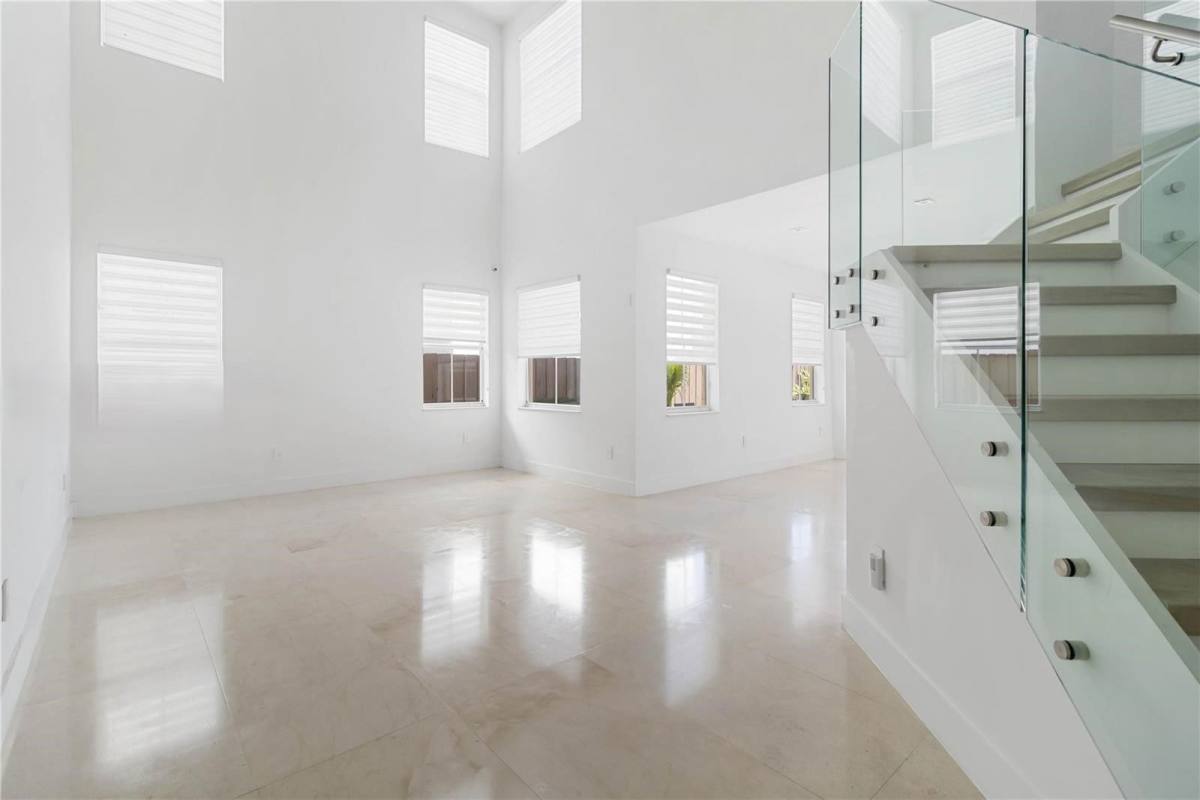 House for rent at 8551 NW 110th Ave, Miami, FL 33178