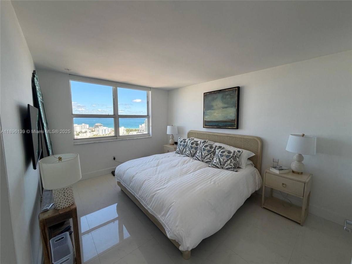 Condo for rent at 90 Alton Rd #2611, Miami Beach, FL 33139