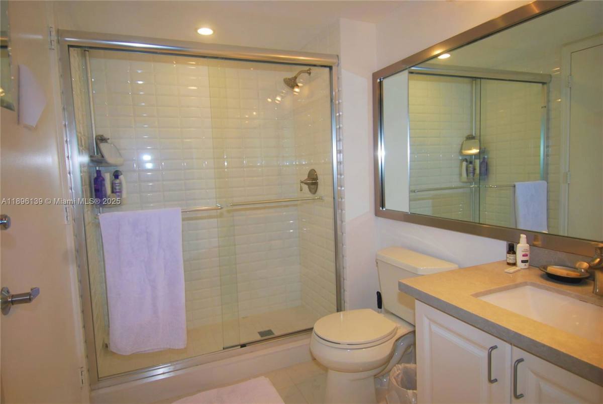 Condo for rent at 90 Alton Rd #2611, Miami Beach, FL 33139
