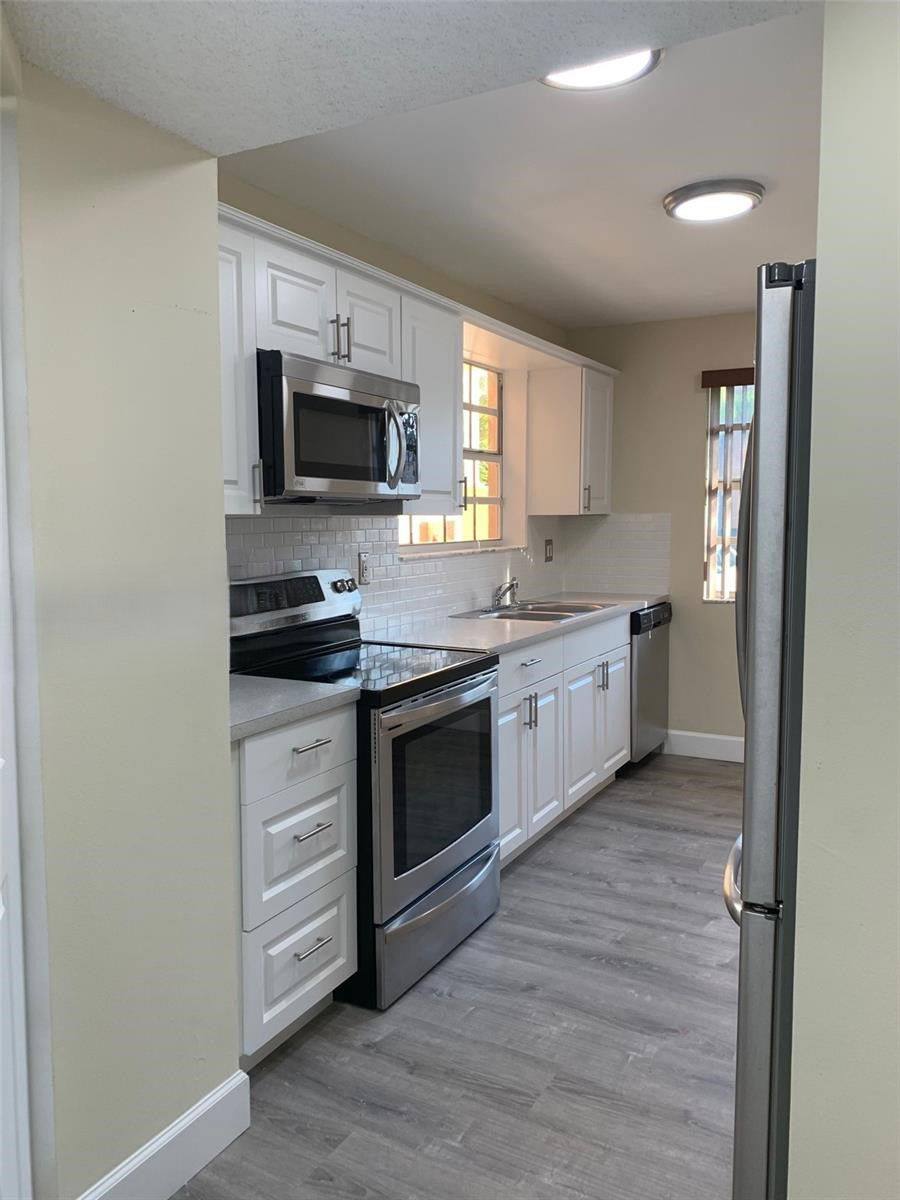 Apartment for rent at 2601 SE 19th Court, Homestead, FL 33035
