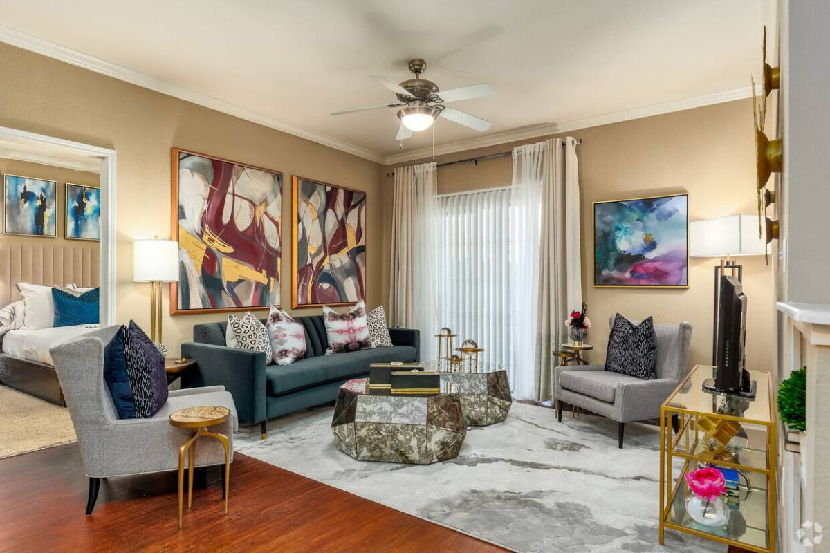 Townhouse for rent at 15935 Knoll Trail Dr #2309, Dallas, TX 75248