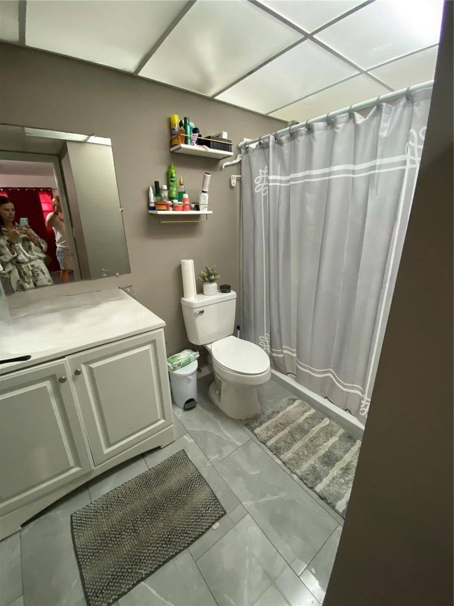 Apartment for rent at 18815 NW 62nd Ave, Hialeah, FL 33015