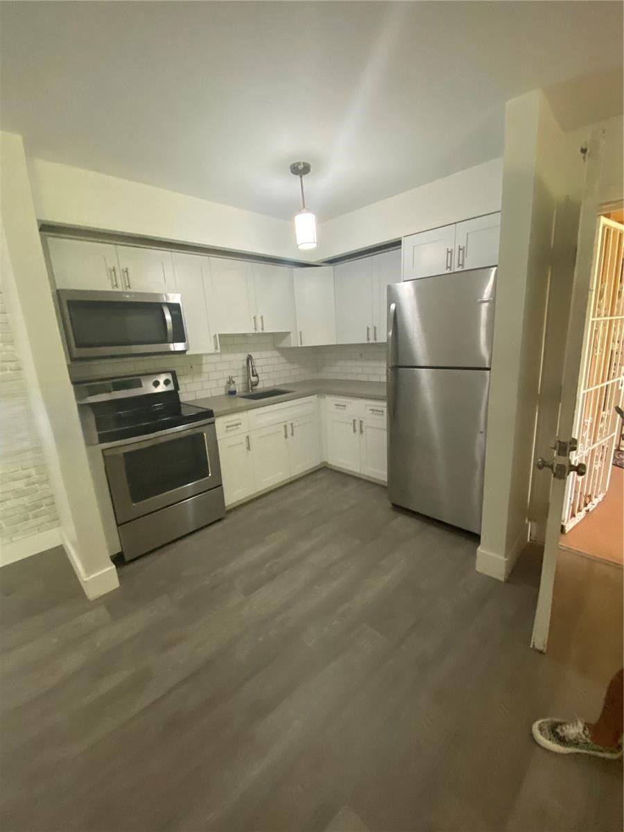 Apartment for rent at 18815 NW 62nd Ave, Hialeah, FL 33015