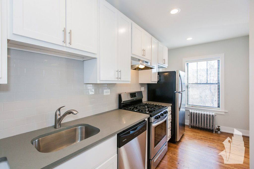 Apartment for rent at 1940 W Wilson Ave #2BB, Chicago, IL 60640