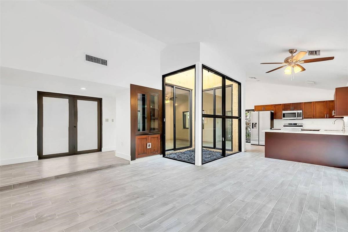 House for rent at 10240 SW 91st St, Miami, FL 33176