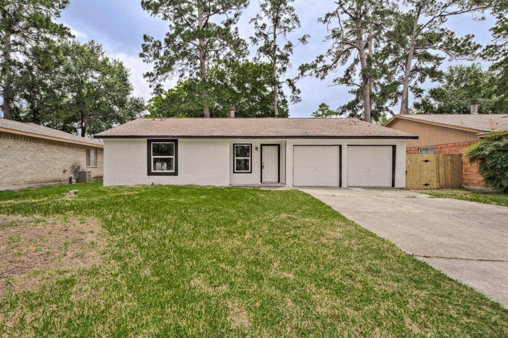 House for rent at 4926 Adonis Dr, Spring, TX 77373