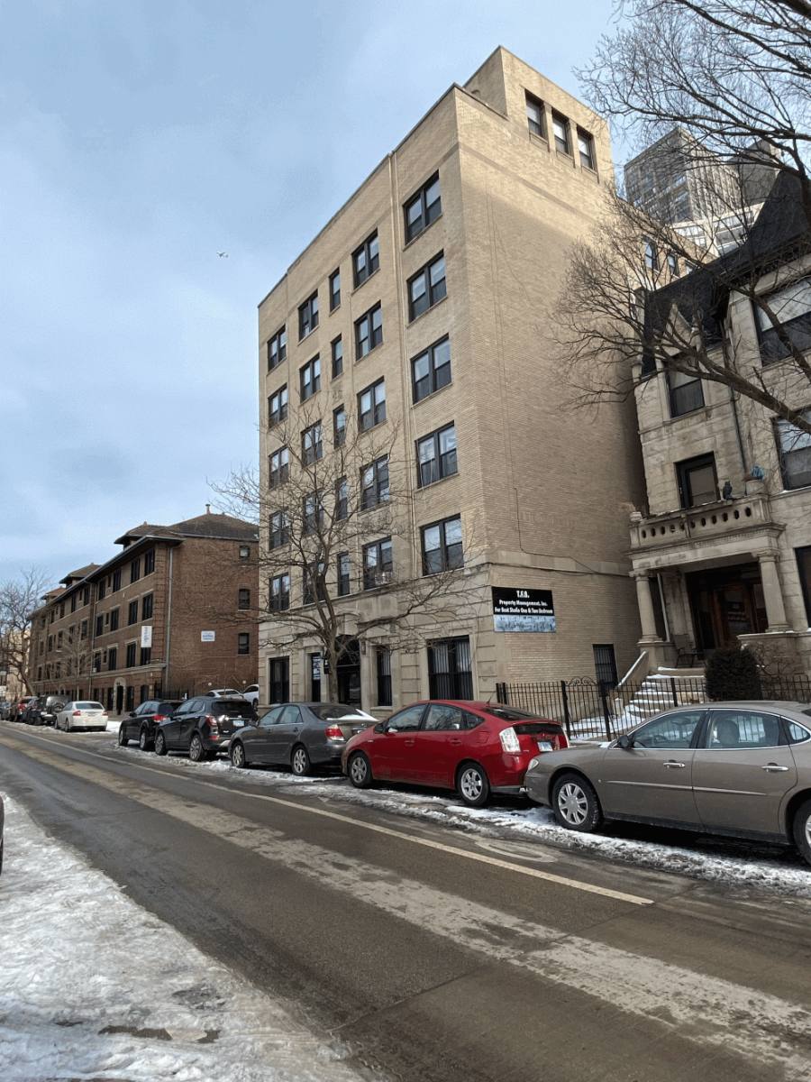 Apartment for rent at 3933 N Clarendon Ave #203, Chicago, IL 60613