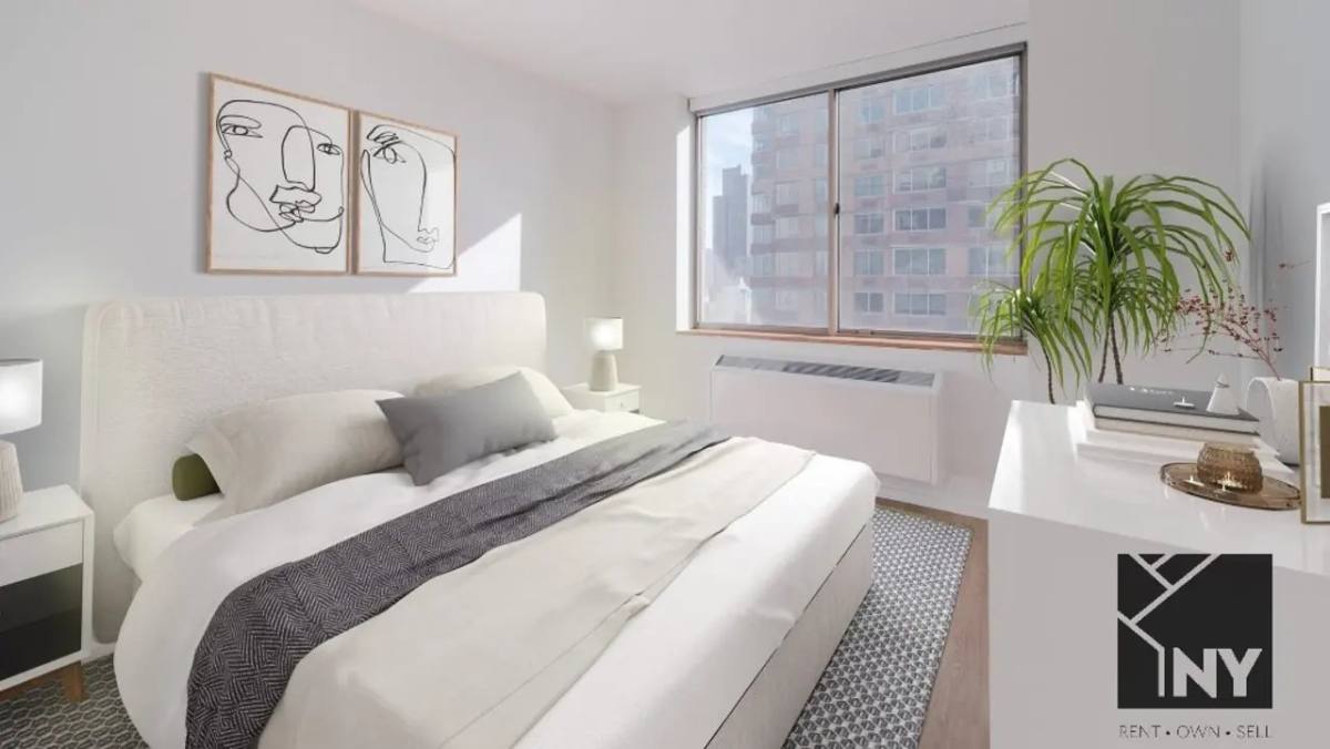 Apartment for rent at 102 W 27th St #21C, New York, NY 10001