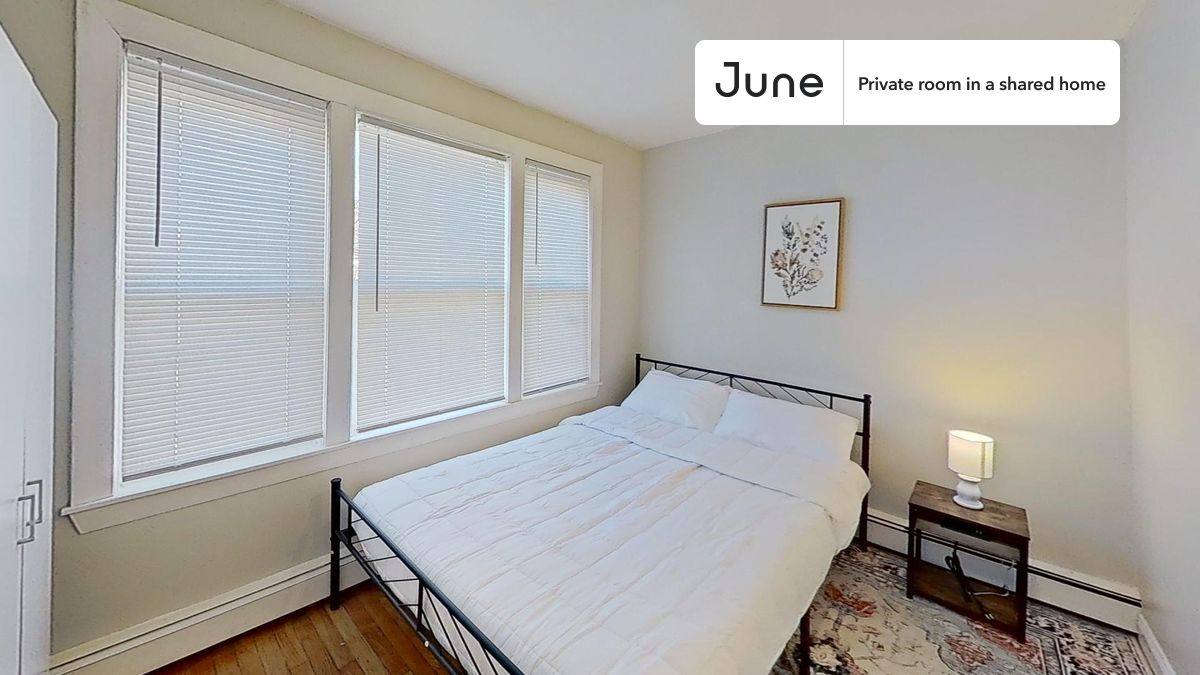 Apartment for rent at 94 Spring St #B, Cambridge, MA 02141