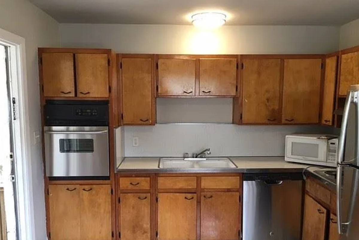 Apartment for rent at 1610 Airport Dr, Tallahassee, FL 32304