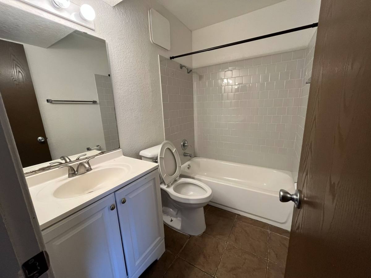 Apartment for rent at 1140 Monte Vista, Las Cruces, NM 88001