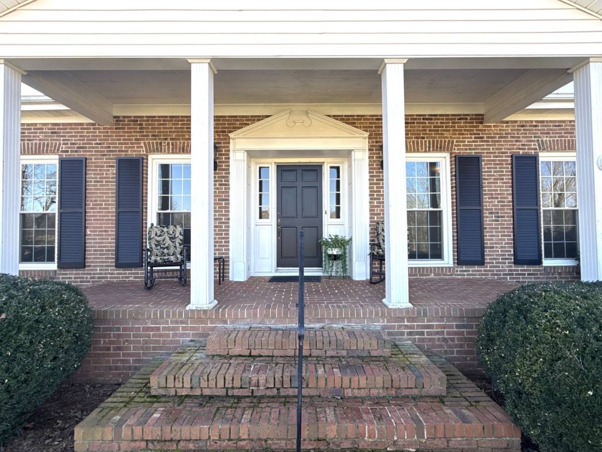 House for rent at 218 Fairway Dr, Shelby, NC 28150