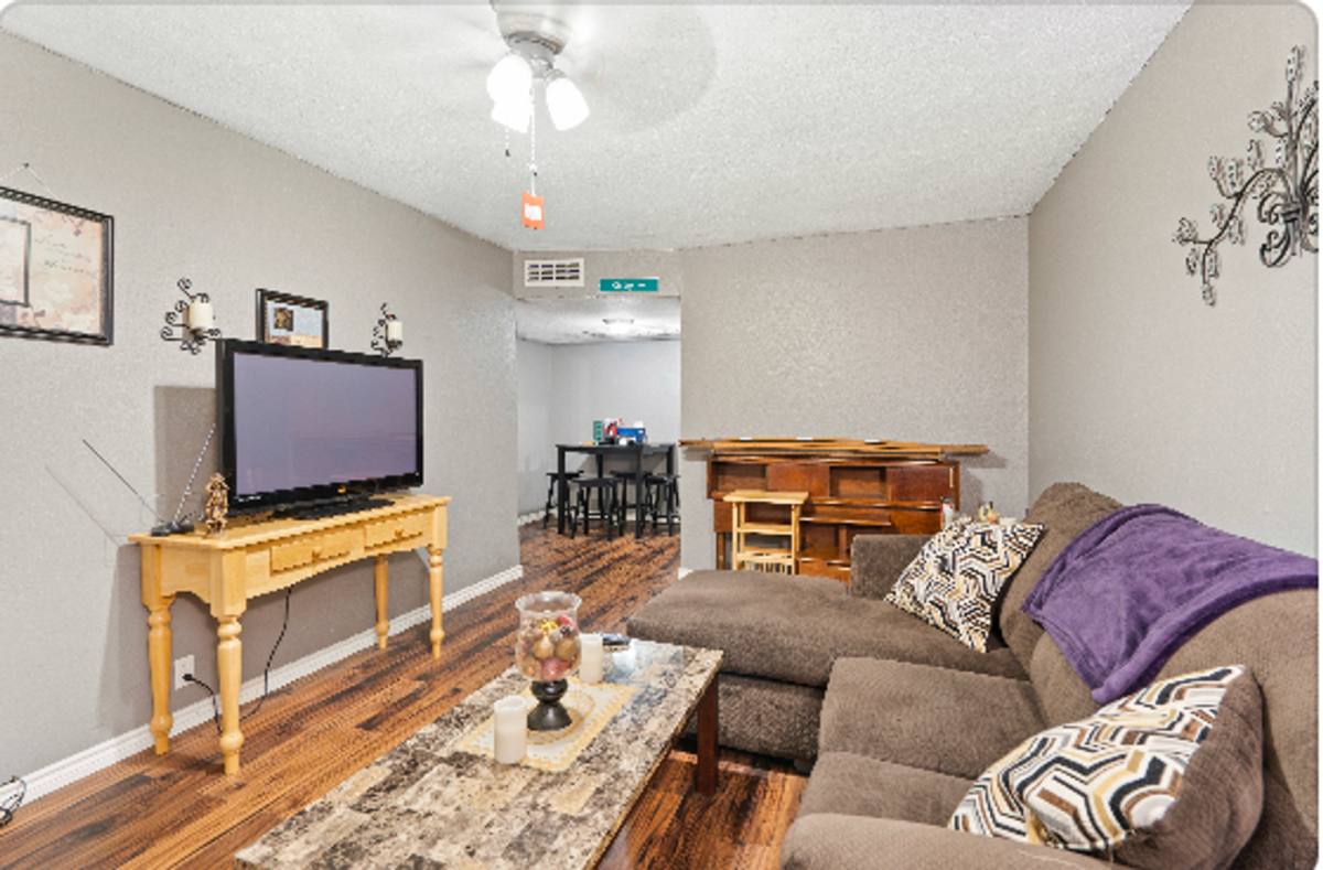 Apartment for rent at 3122 Culebra Rd, San Antonio, TX 78228