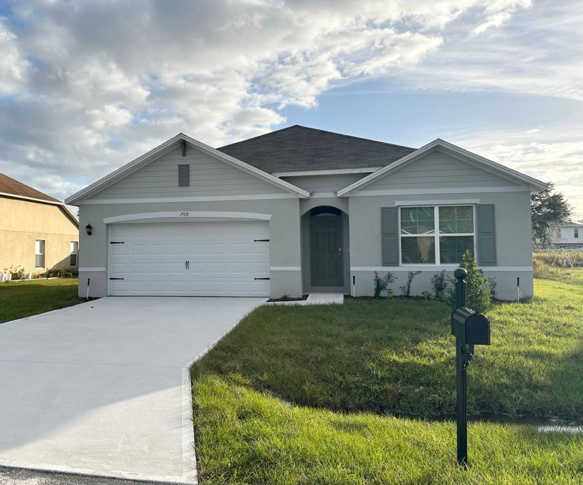 House for rent at 709 Versailles Lane, Kissimmee, FL 34759