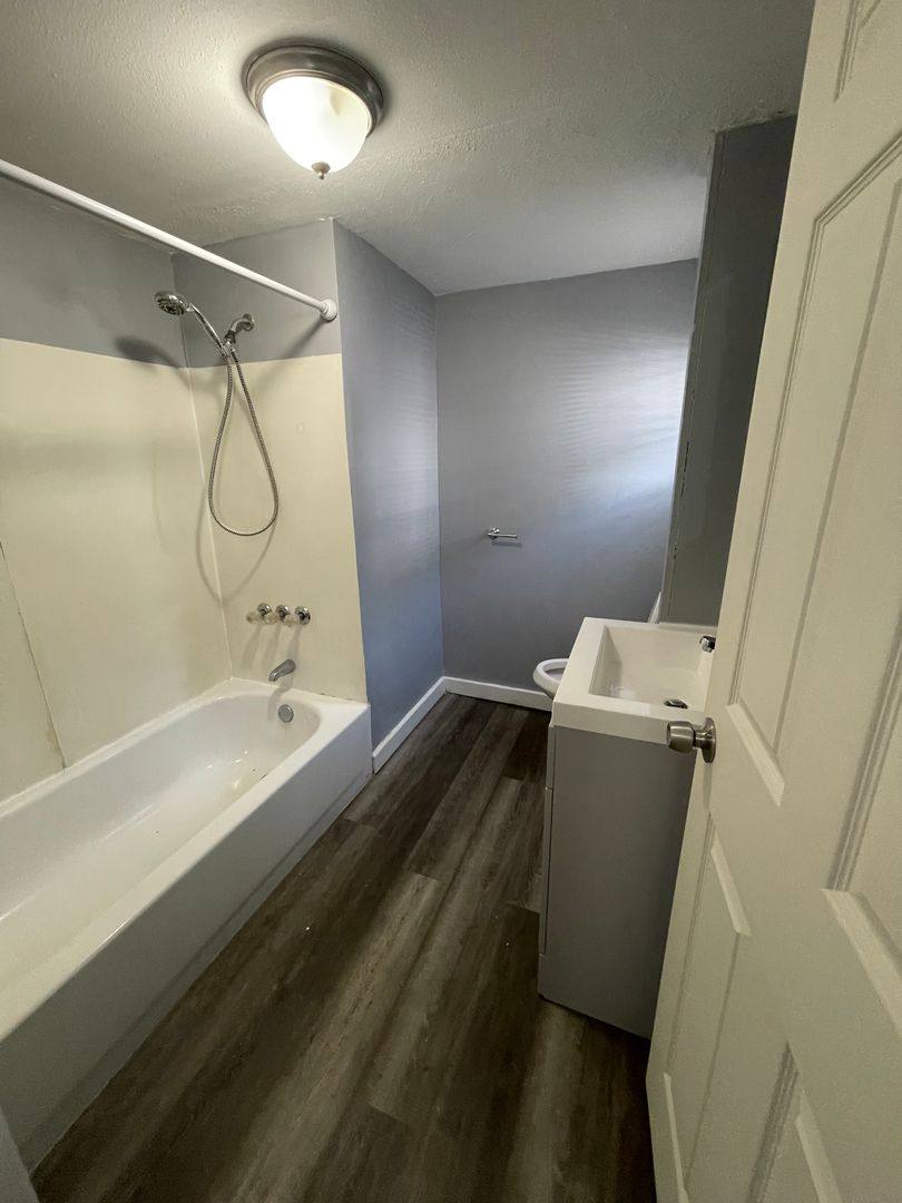 112 Prospect St, Johnstown, NY 12095 - Apartment For Rent - Image 4