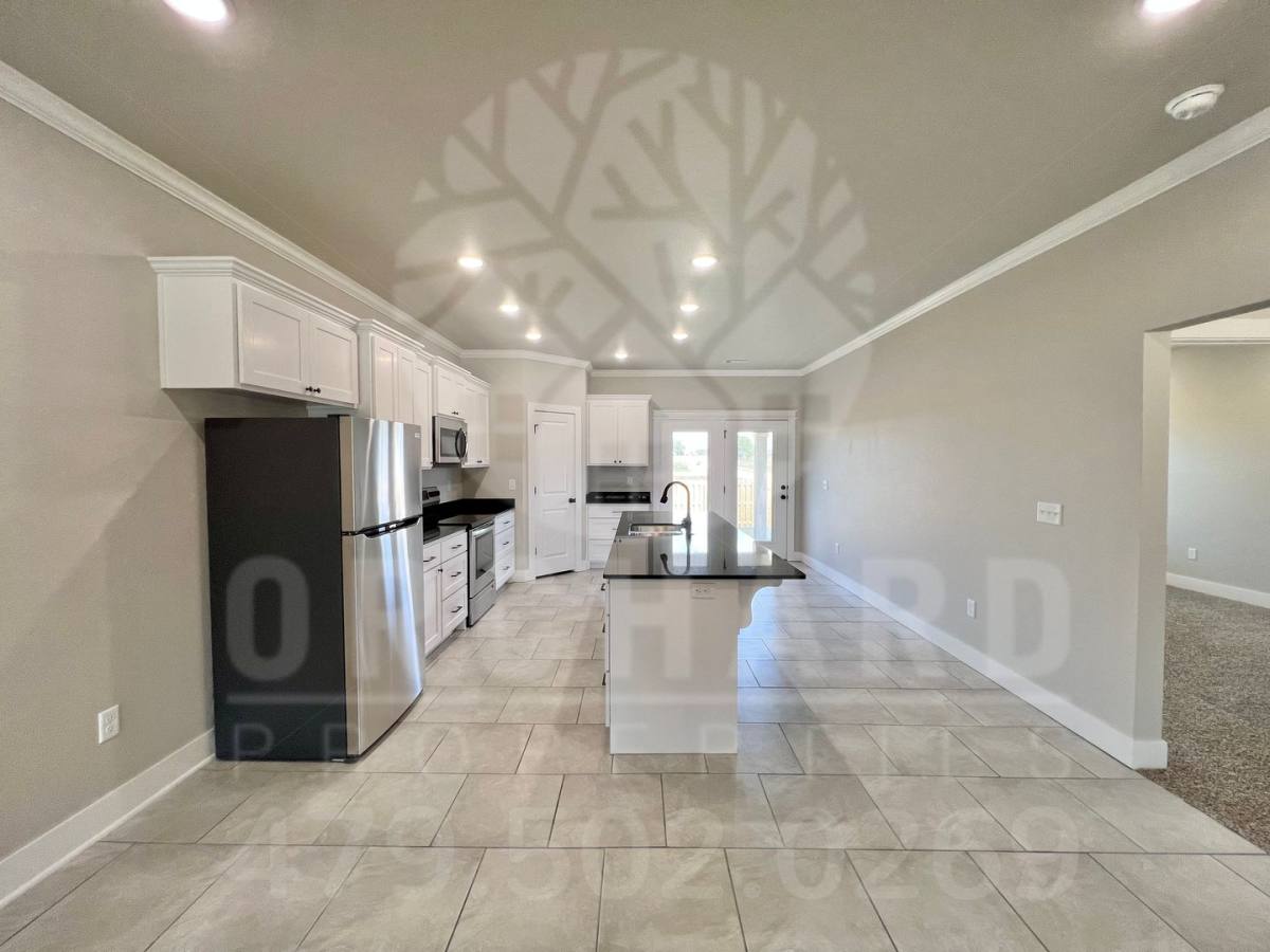 Apartment for rent at 528 Bradford Dr, Springdale, AR 72762