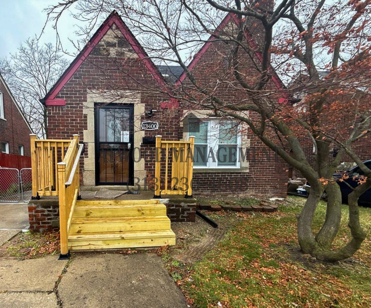 House for rent at 13400 Longview St, Detroit, MI 48213