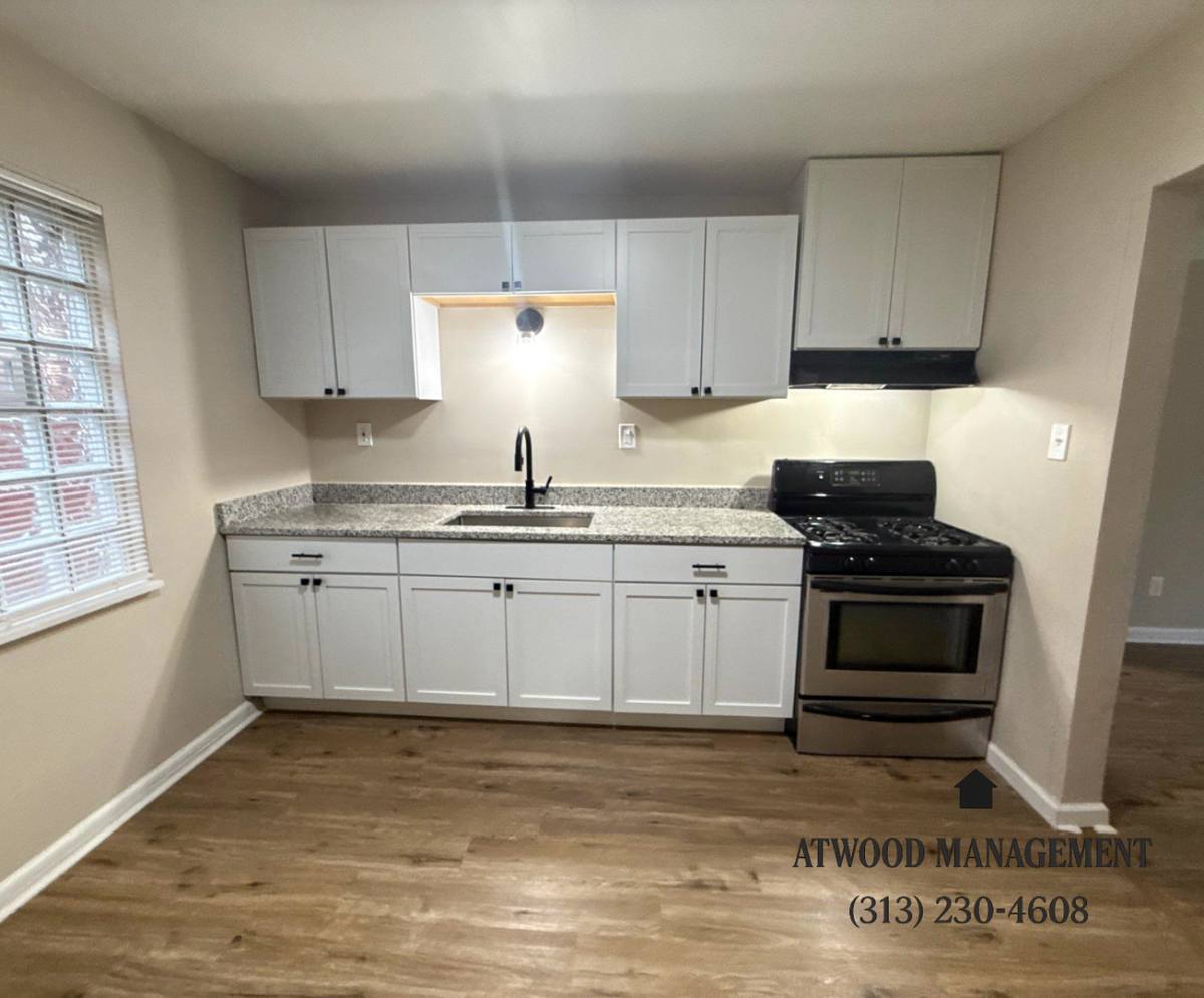 House for rent at 13400 Longview St, Detroit, MI 48213