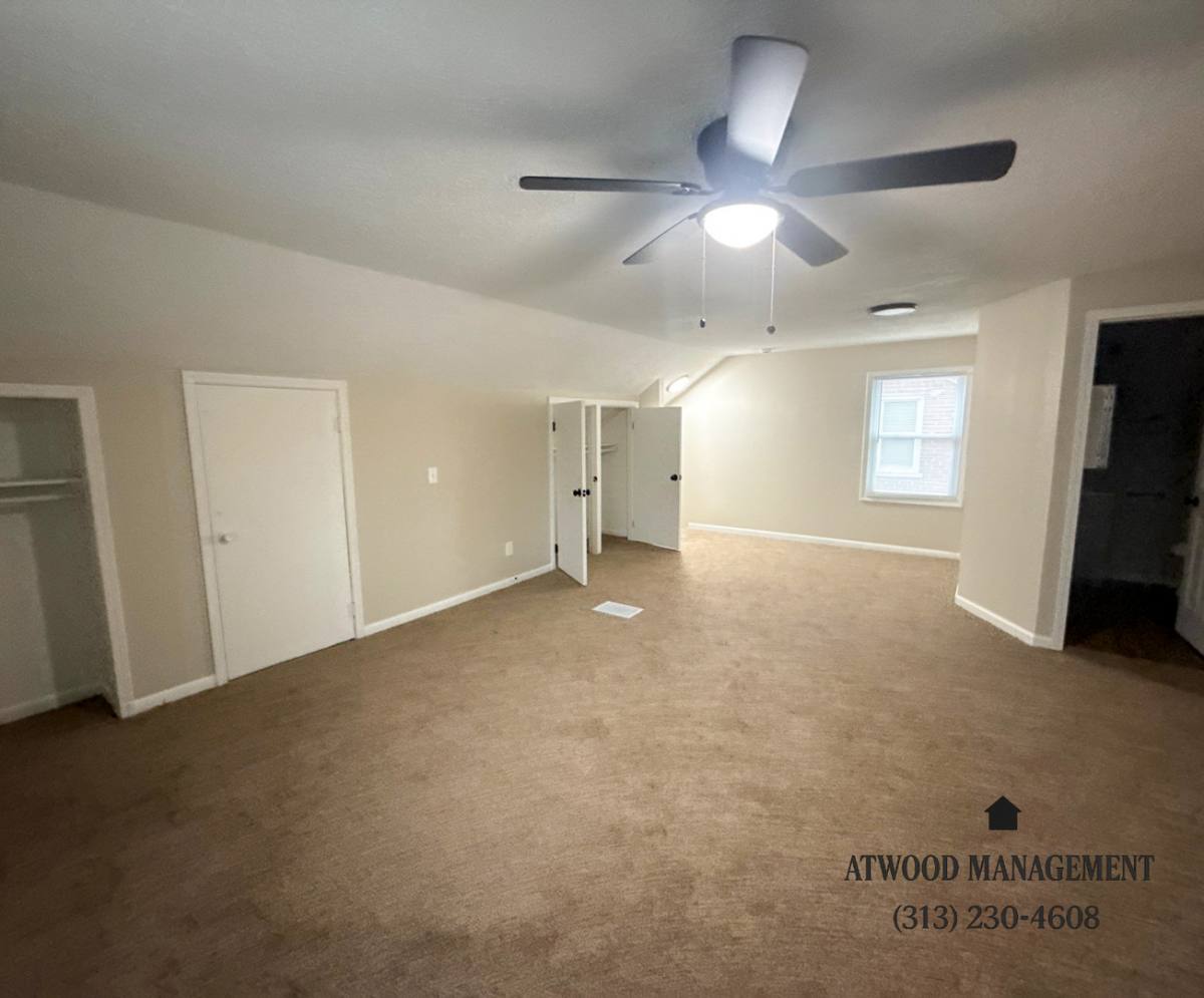 House for rent at 13400 Longview St, Detroit, MI 48213