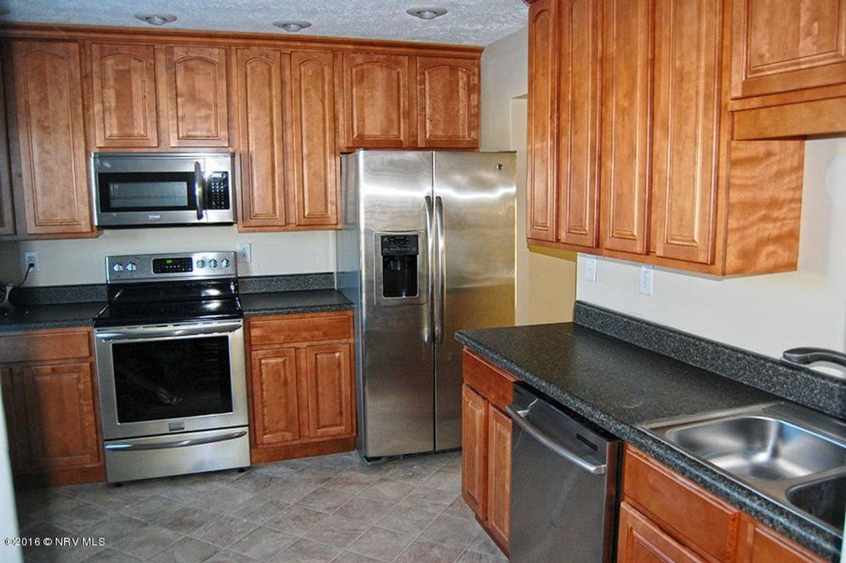 Townhouse for rent at 309 Fairfax Rd, Blacksburg, VA 24060