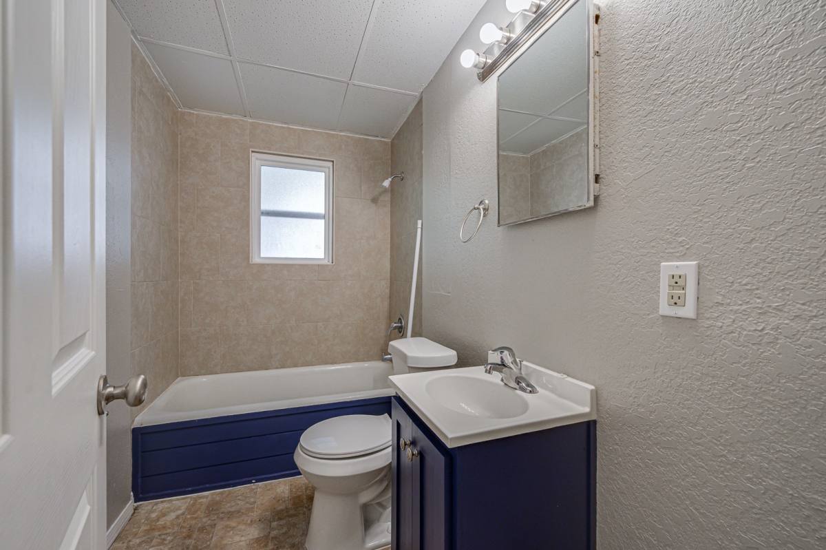 House for rent at 1317 S Pennsylvania Ave, Springfield, MO 65807