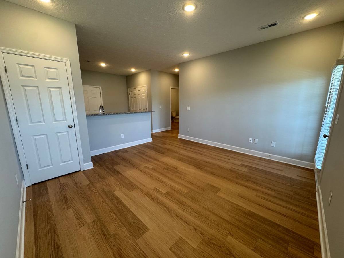Apartment for rent at 117 Owmby Way, Bowling Green, KY 42101