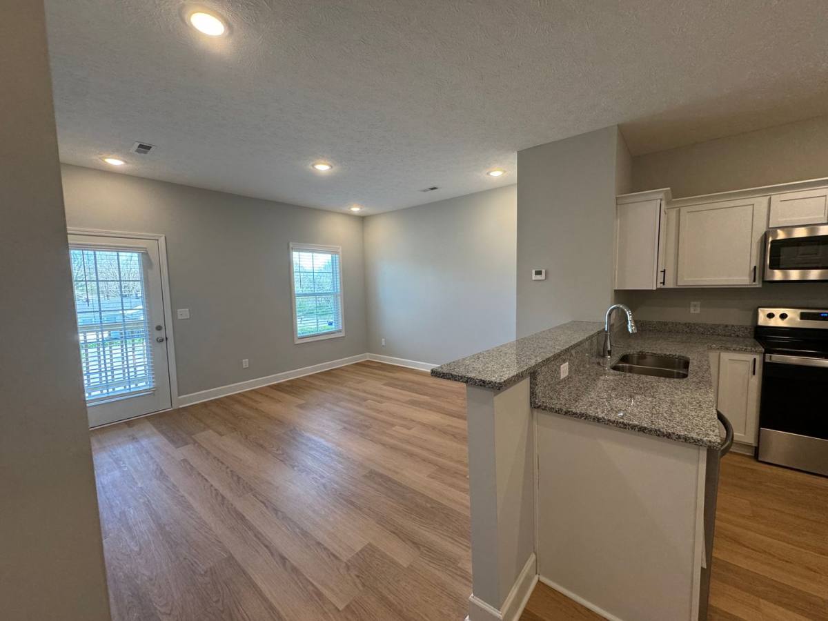 Apartment for rent at 117 Owmby Way, Bowling Green, KY 42101